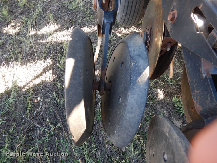 image for item DH0145 1998 Great Plains 2N-3010 grain drill