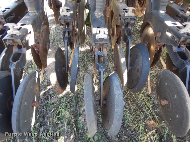 image for item DH0145 1998 Great Plains 2N-3010 grain drill