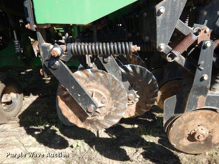 image for item DH0145 1998 Great Plains 2N-3010 grain drill