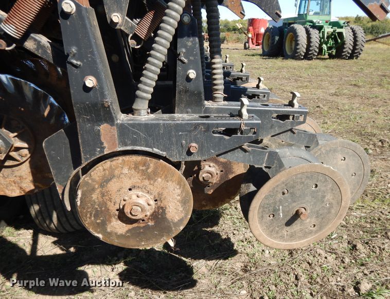 image for item DH0145 1998 Great Plains 2N-3010 grain drill