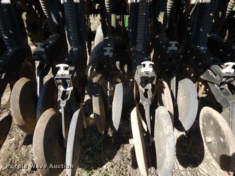 image for item DH0145 1998 Great Plains 2N-3010 grain drill