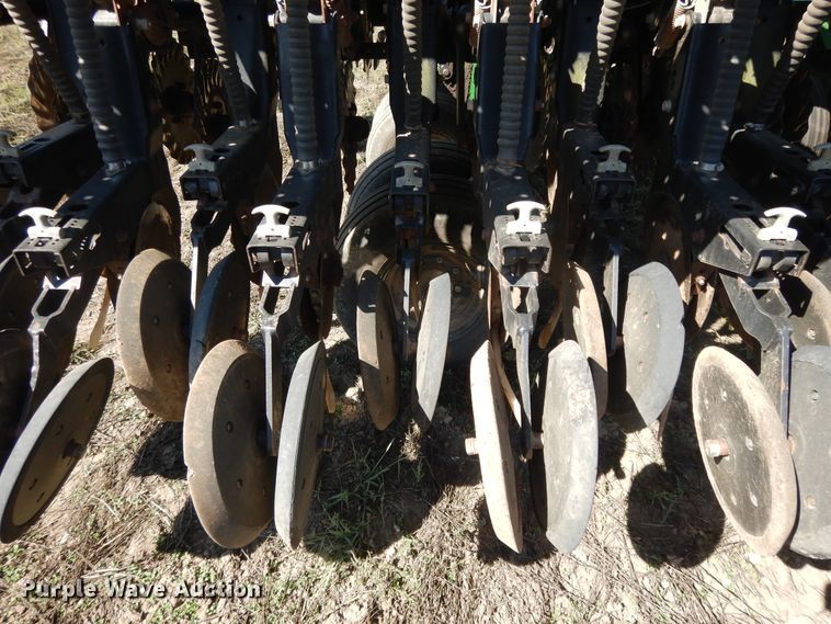 image for item DH0145 1998 Great Plains 2N-3010 grain drill