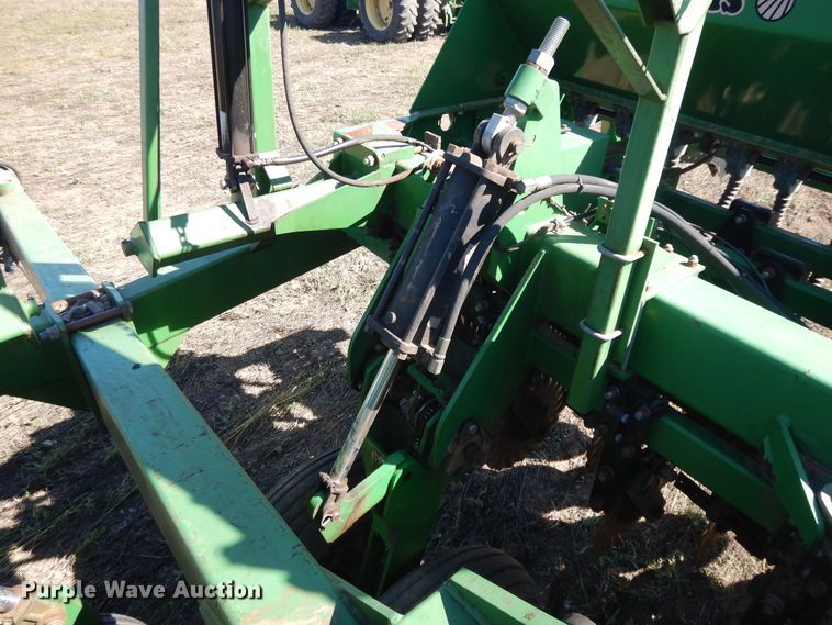 image for item DH0145 1998 Great Plains 2N-3010 grain drill