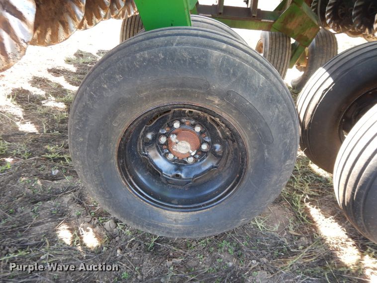 image for item DH0145 1998 Great Plains 2N-3010 grain drill