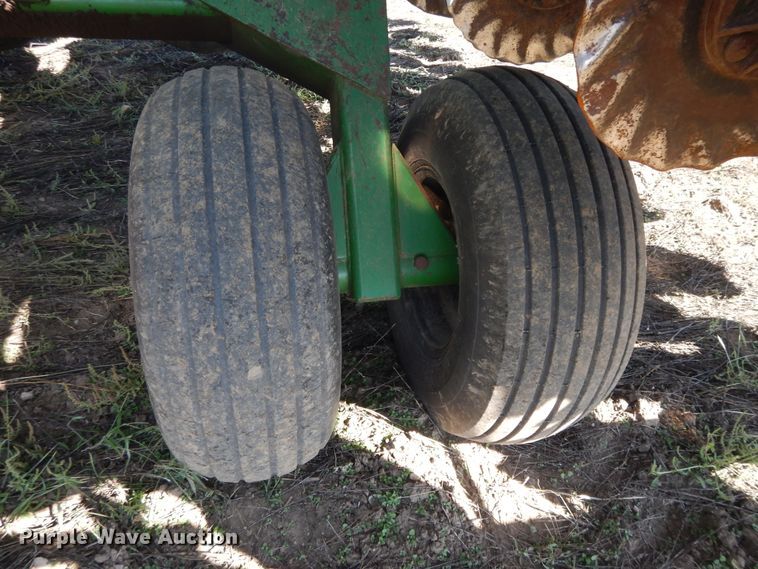 image for item DH0145 1998 Great Plains 2N-3010 grain drill