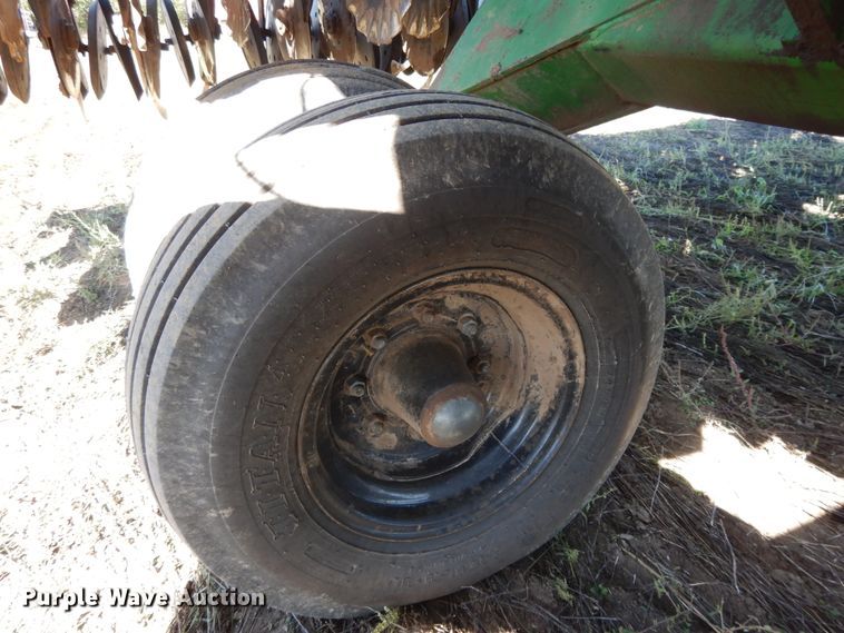 image for item DH0145 1998 Great Plains 2N-3010 grain drill