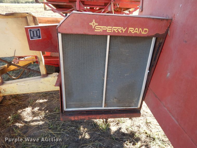 image for item DH0146 1974 New Holland Stackliner 1049 bale stacker