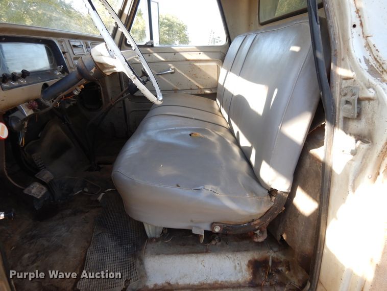 image for item DH0147 1964 Chevrolet 60  grain truck