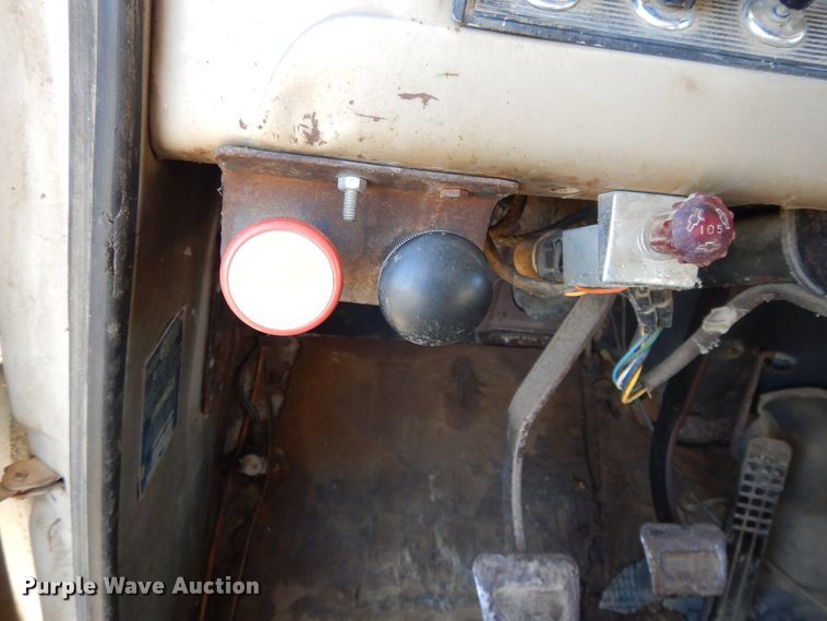 image for item DH0147 1964 Chevrolet 60  grain truck