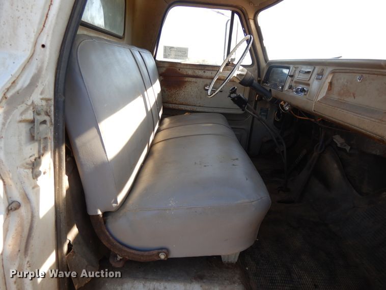 image for item DH0147 1964 Chevrolet 60  grain truck