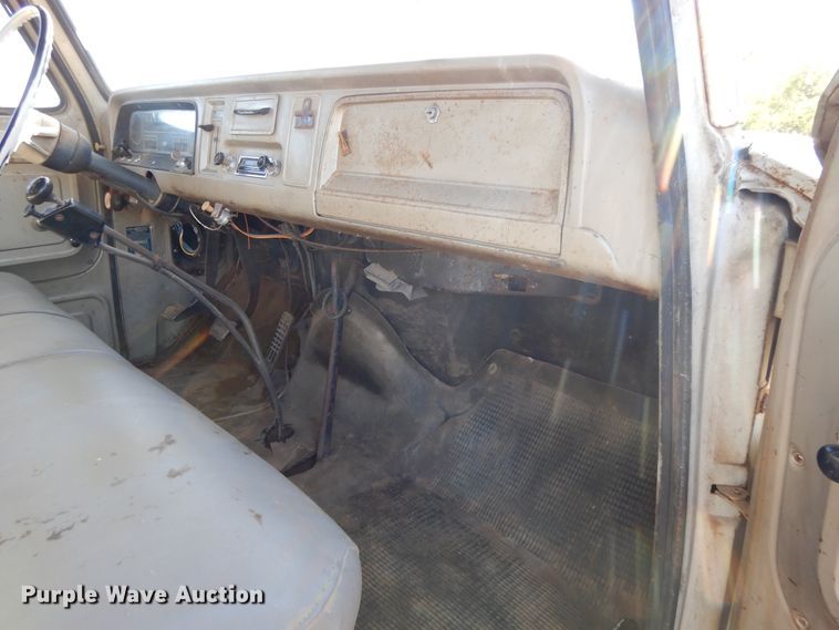 image for item DH0147 1964 Chevrolet 60  grain truck