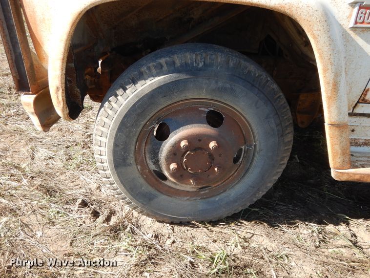 image for item DH0147 1964 Chevrolet 60  grain truck