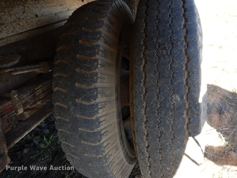 image for item DH0147 1964 Chevrolet 60  grain truck