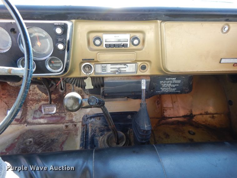 image for item DH0148 1972 GMC 5500  grain truck