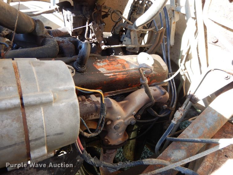 image for item DH0148 1972 GMC 5500  grain truck