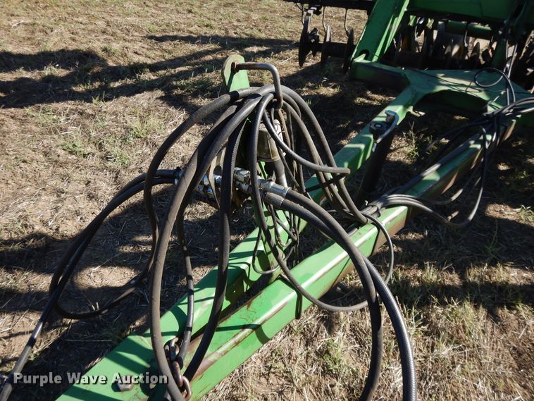 image for item DH0149 John Deere 635 tandem off-set disk