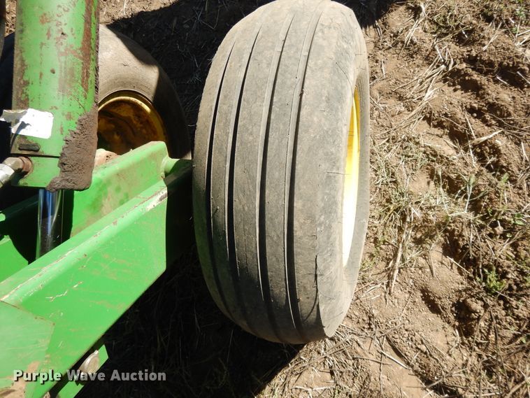 image for item DH0149 John Deere 635 tandem off-set disk