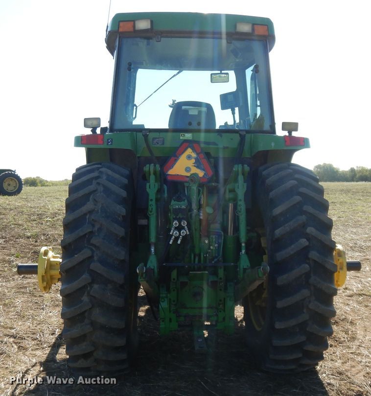 image for item DH0150 1998 John Deere 7810  tractor