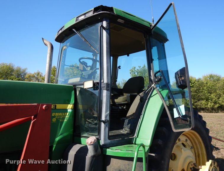 image for item DH0150 1998 John Deere 7810  tractor