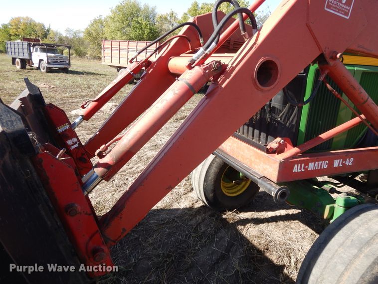 image for item DH0150 1998 John Deere 7810  tractor