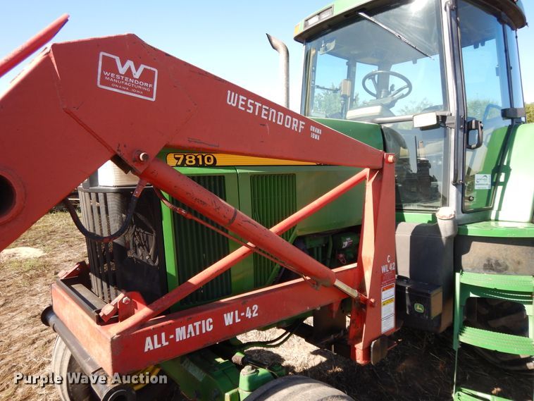 image for item DH0150 1998 John Deere 7810  tractor