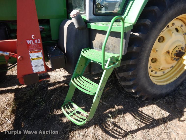 image for item DH0150 1998 John Deere 7810  tractor