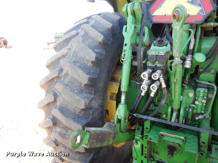 image for item DH0150 1998 John Deere 7810  tractor