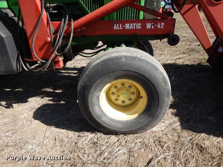 image for item DH0150 1998 John Deere 7810  tractor