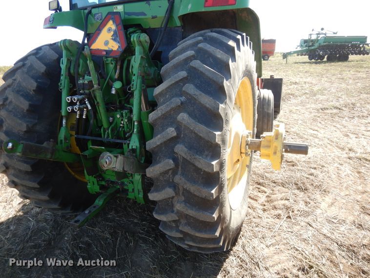 image for item DH0150 1998 John Deere 7810  tractor