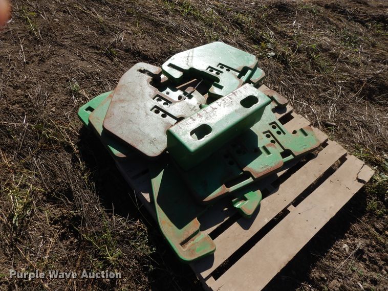 image for item DH0150 1998 John Deere 7810  tractor