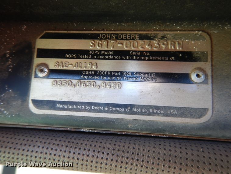 image for item DH0151 1982 John Deere 8650  4WD tractor