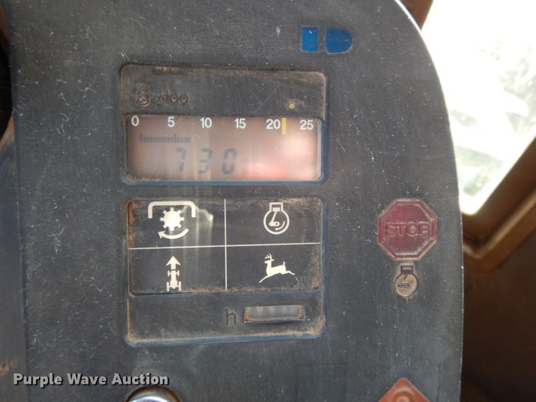 image for item DH0151 1982 John Deere 8650  4WD tractor