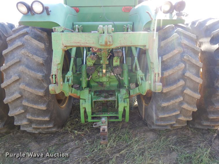 image for item DH0151 1982 John Deere 8650  4WD tractor
