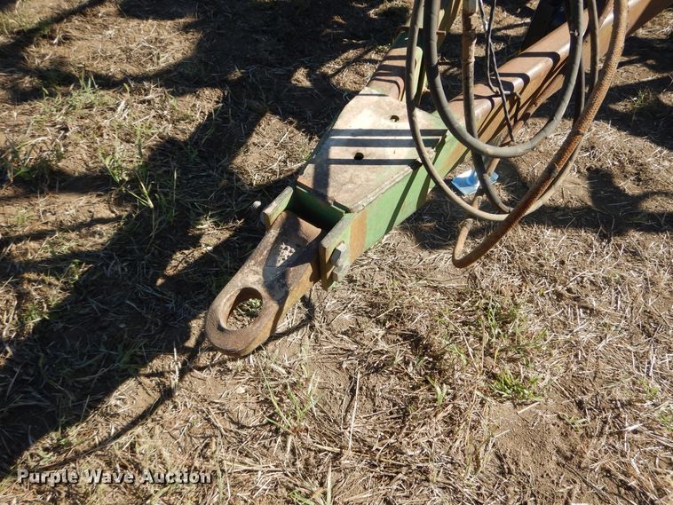 image for item DH0152 John Deere 980 sweep plow