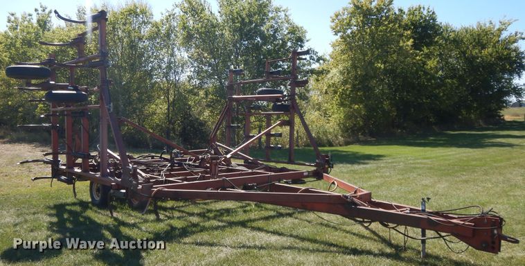 image for item DH0153 International 4700 chisel