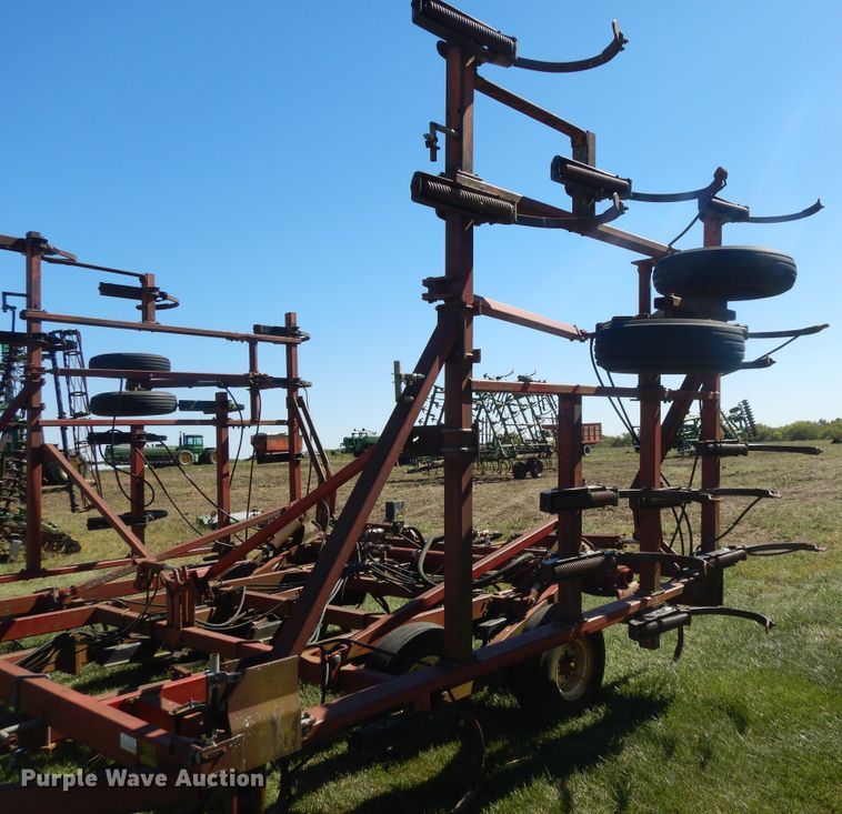 image for item DH0153 International 4700 chisel