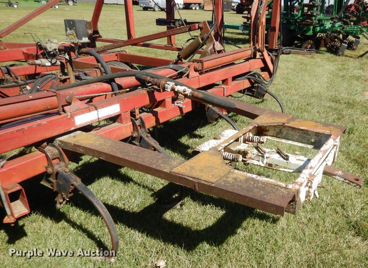 image for item DH0153 International 4700 chisel