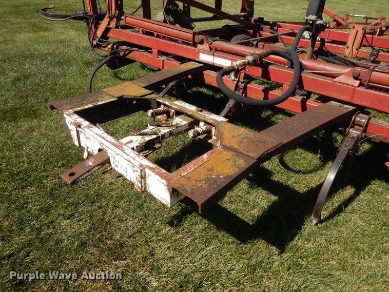 image for item DH0153 International 4700 chisel