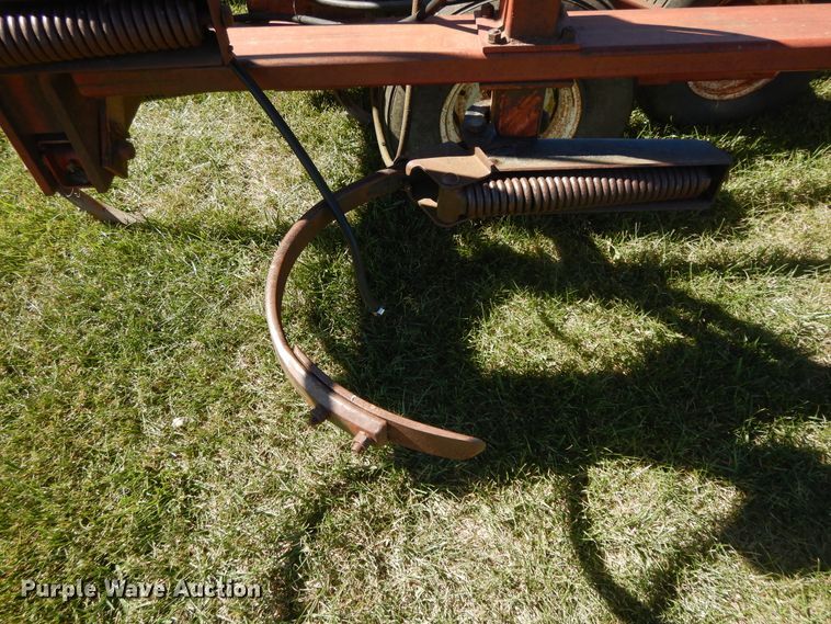 image for item DH0153 International 4700 chisel