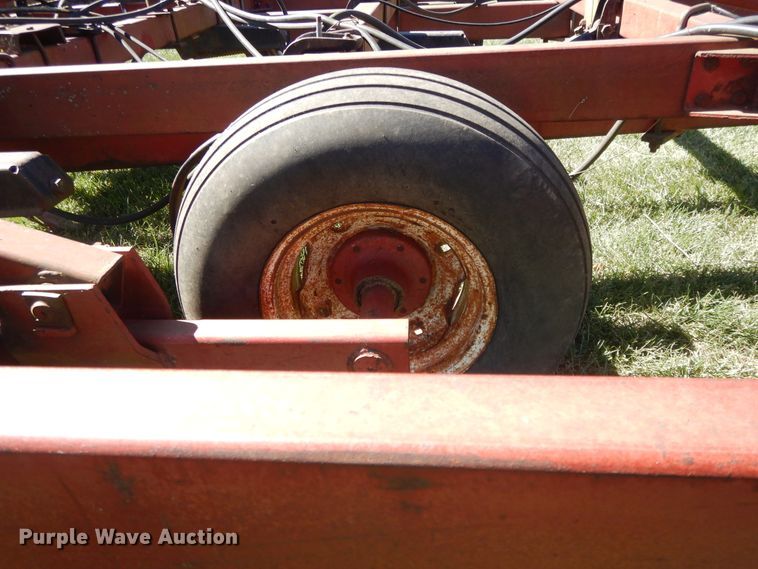 image for item DH0153 International 4700 chisel