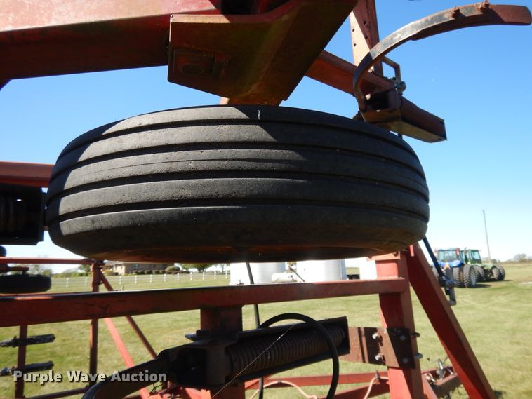 image for item DH0153 International 4700 chisel