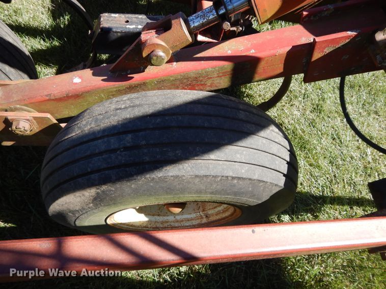 image for item DH0153 International 4700 chisel