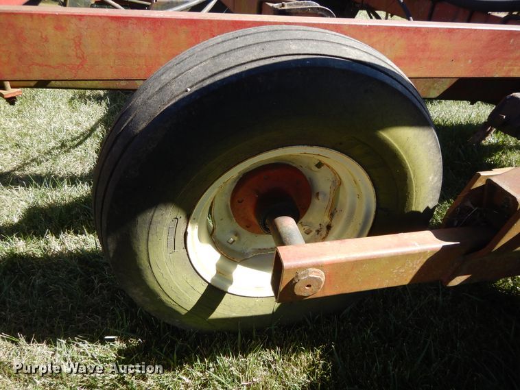 image for item DH0153 International 4700 chisel