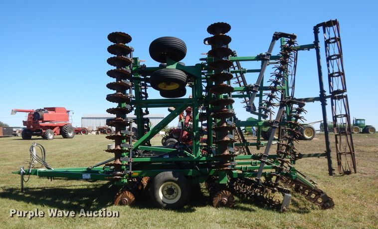 image for item DH0154 2005 Great Plains 3000TT vertical tillage