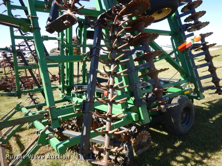 image for item DH0154 2005 Great Plains 3000TT vertical tillage