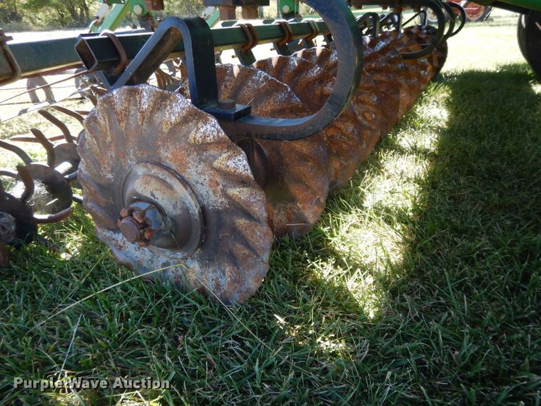 image for item DH0154 2005 Great Plains 3000TT vertical tillage