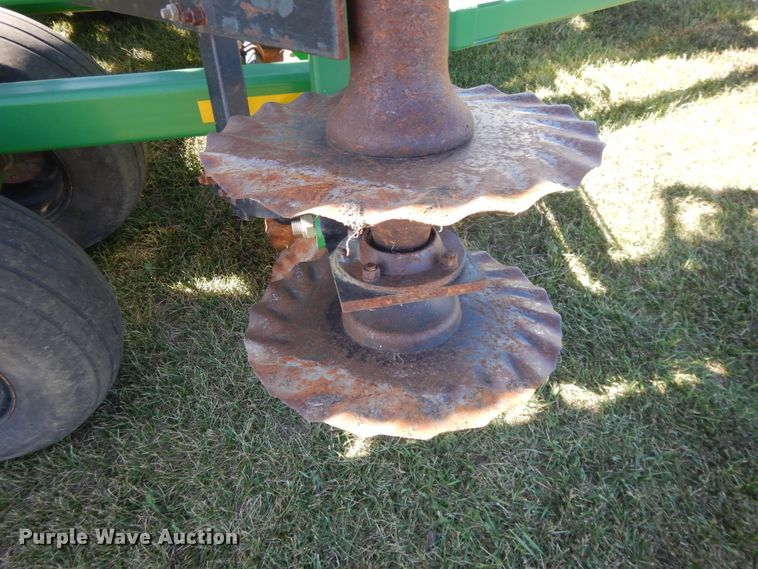 image for item DH0154 2005 Great Plains 3000TT vertical tillage