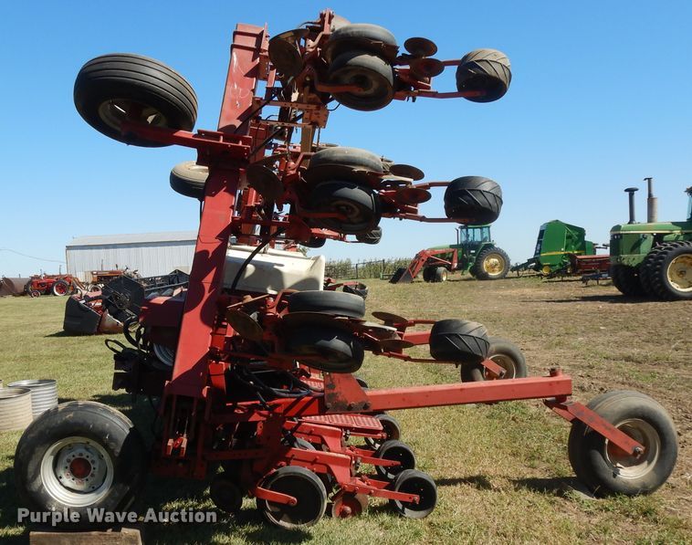 image for item DH0155 1992 Case IH 900 Cyclo Air planter
