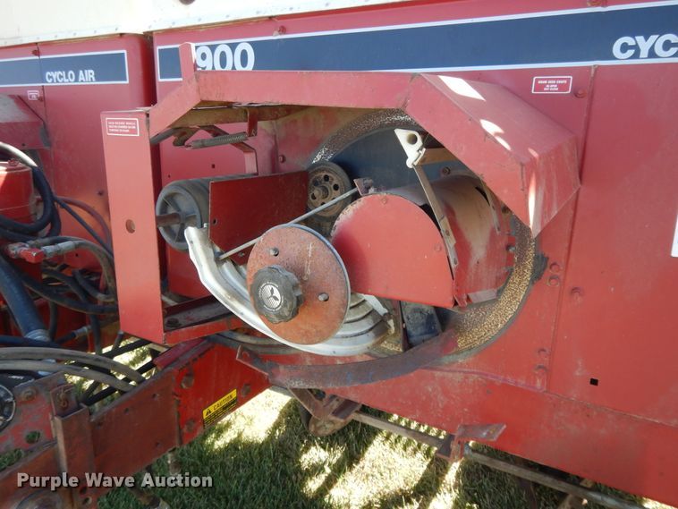 image for item DH0155 1992 Case IH 900 Cyclo Air planter