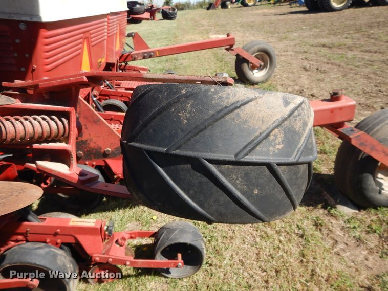 image for item DH0155 1992 Case IH 900 Cyclo Air planter